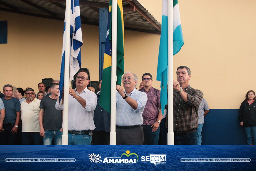 Competição Boi-Moto diverte e premia laçadores durante Super Domingo