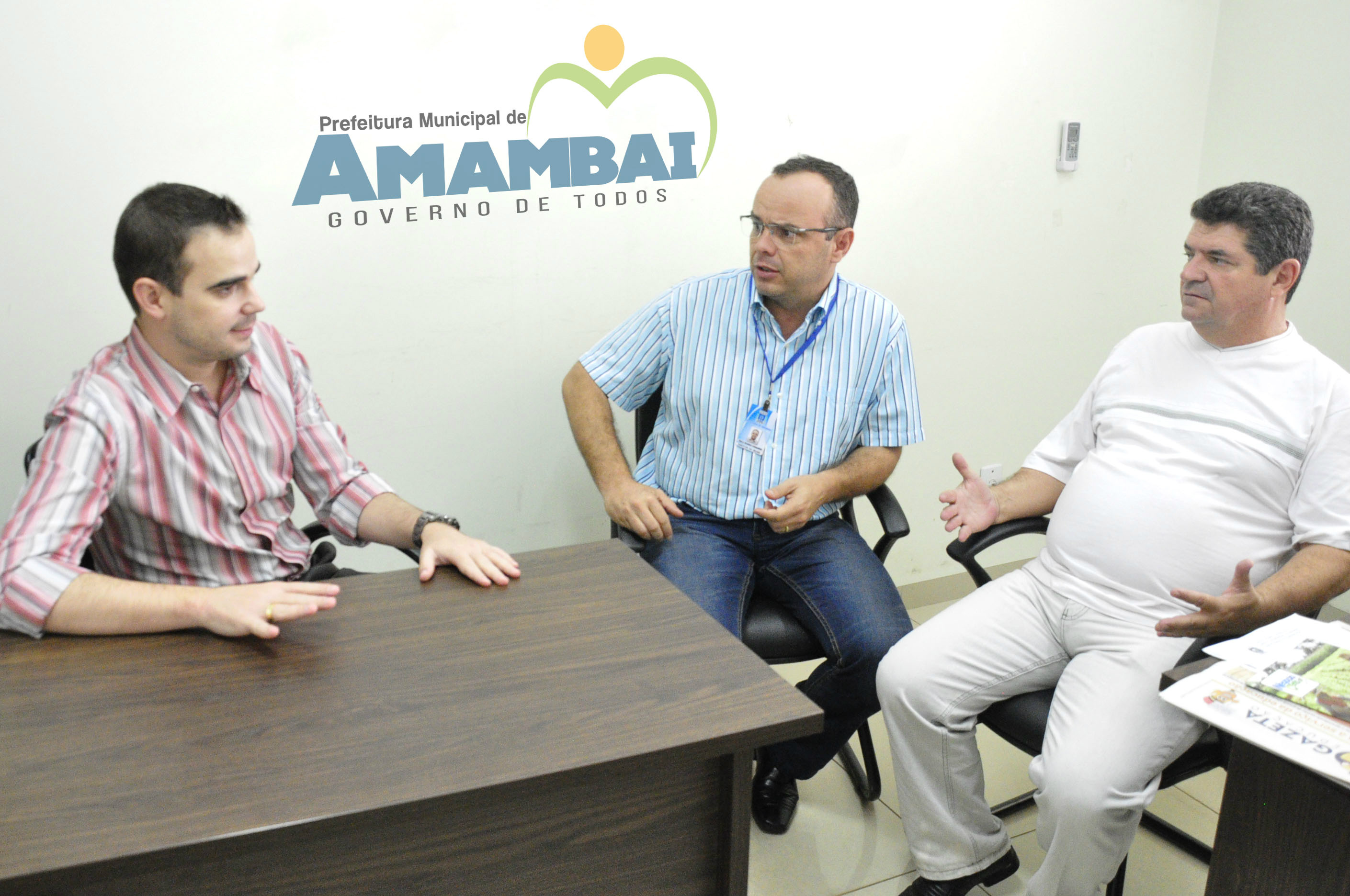 Prefeitura e empresários cobram melhorias nos serviços de telefonia em Amambai