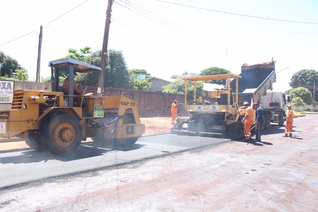 Prefeitura retoma obras de recuperação das ruas na Vila Pimentel