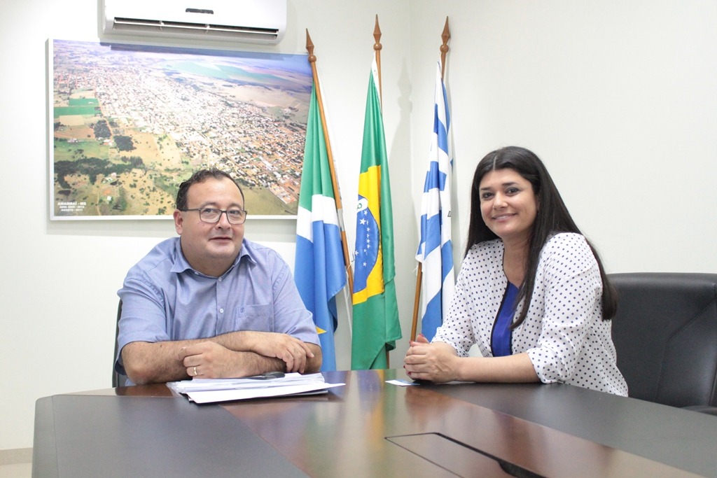 Dr. Bandeira recebe vice-governadora Rose Modesto