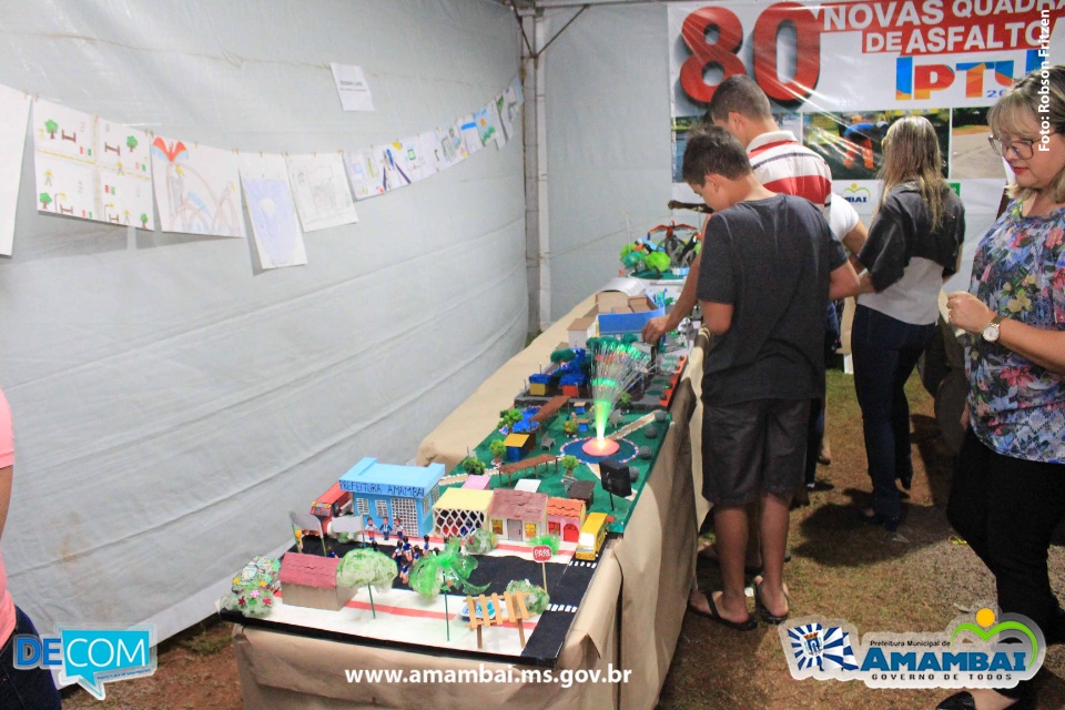 Dia do Surdo - apresentação de desenhos e maquetes - CONFIRA AS FOTOS!