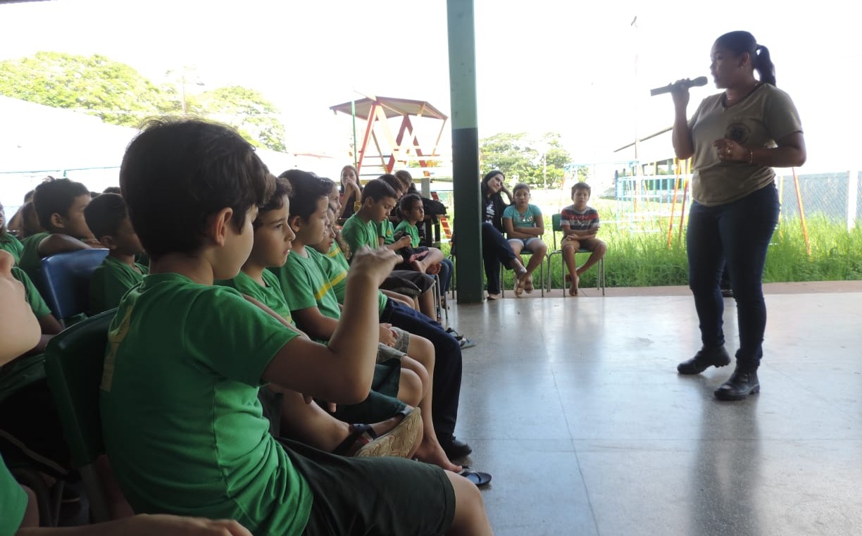 Controle de Vetores participa de projeto contra a dengue na escola