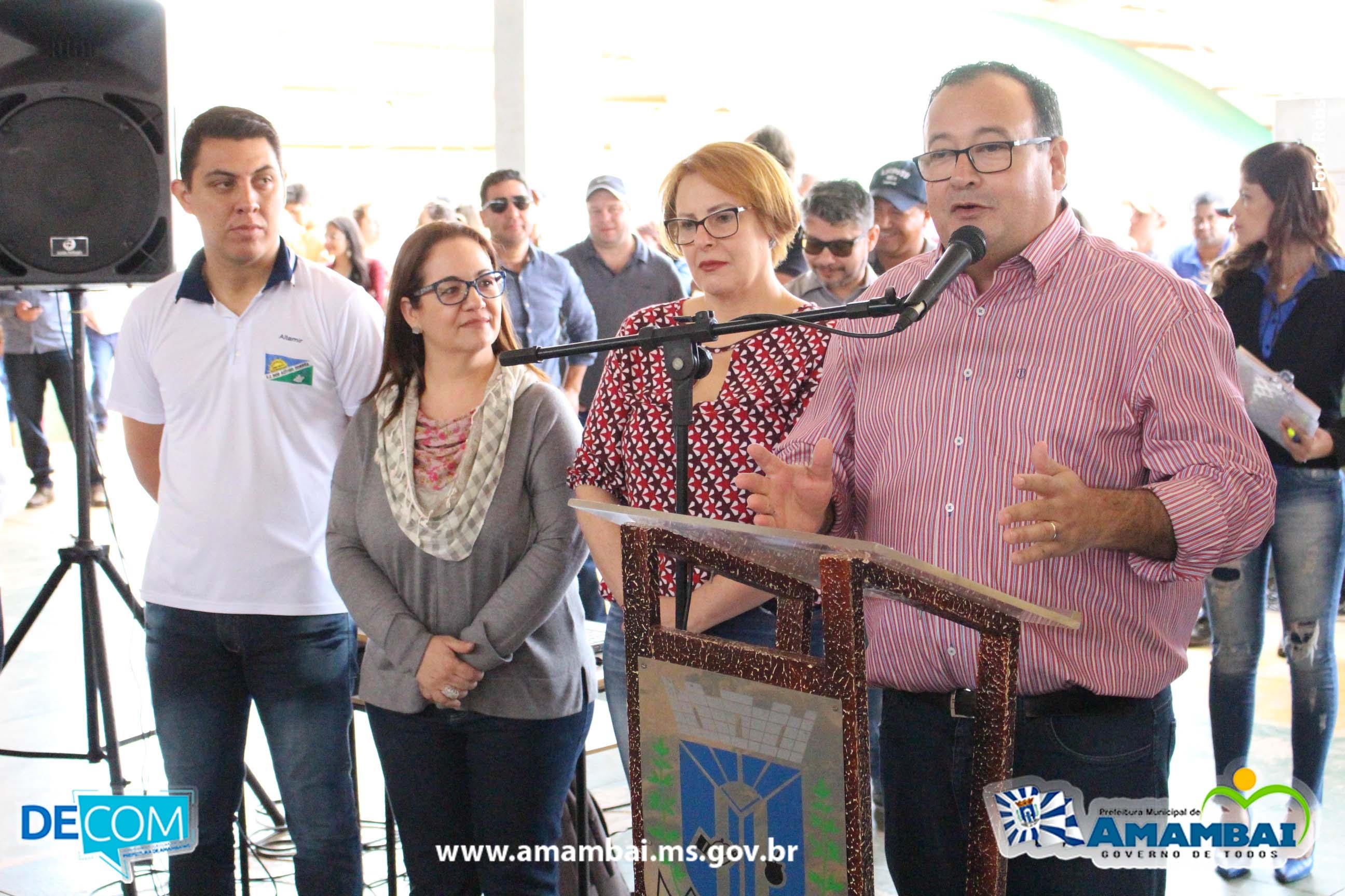 Bandeira e Janete Córdoba assinam obras de pavimentação asfáltica da escola Dom Aquino