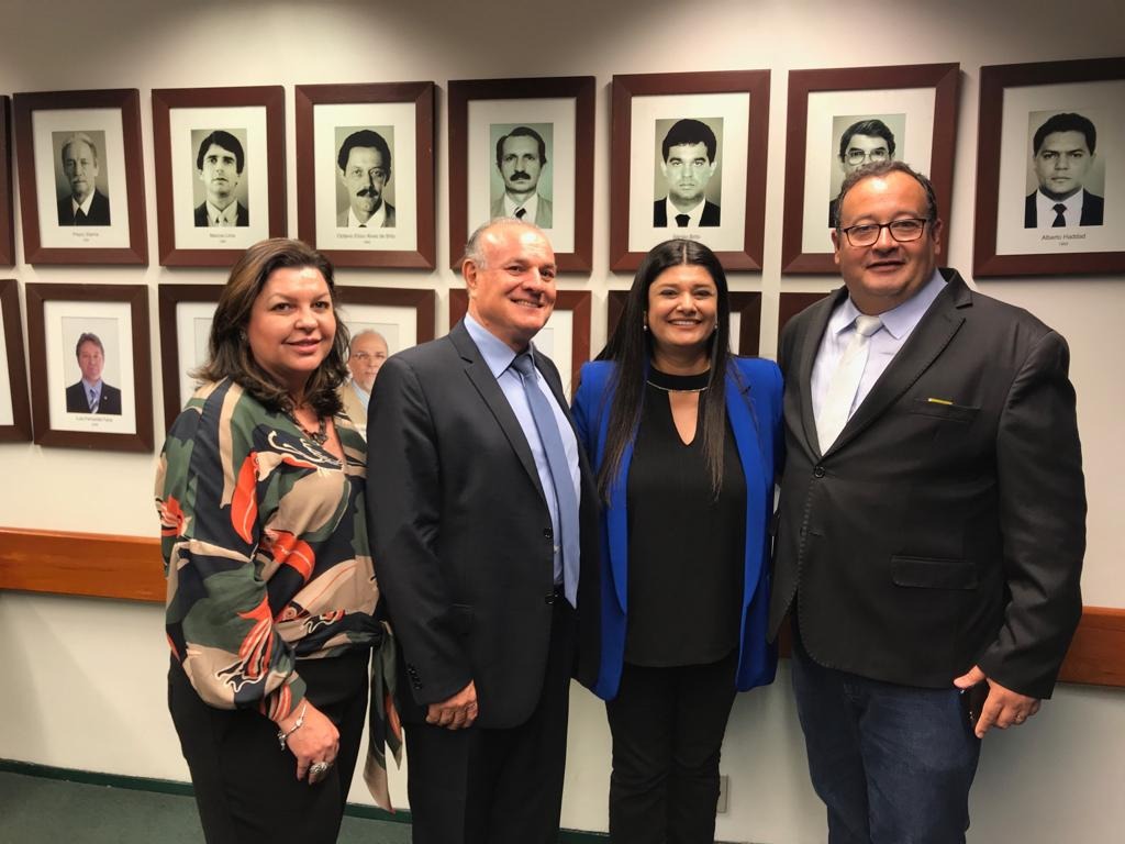 Dr. Bandeira visita deputados e ministros em busca de recursos para continuar o crescimento de Amambai