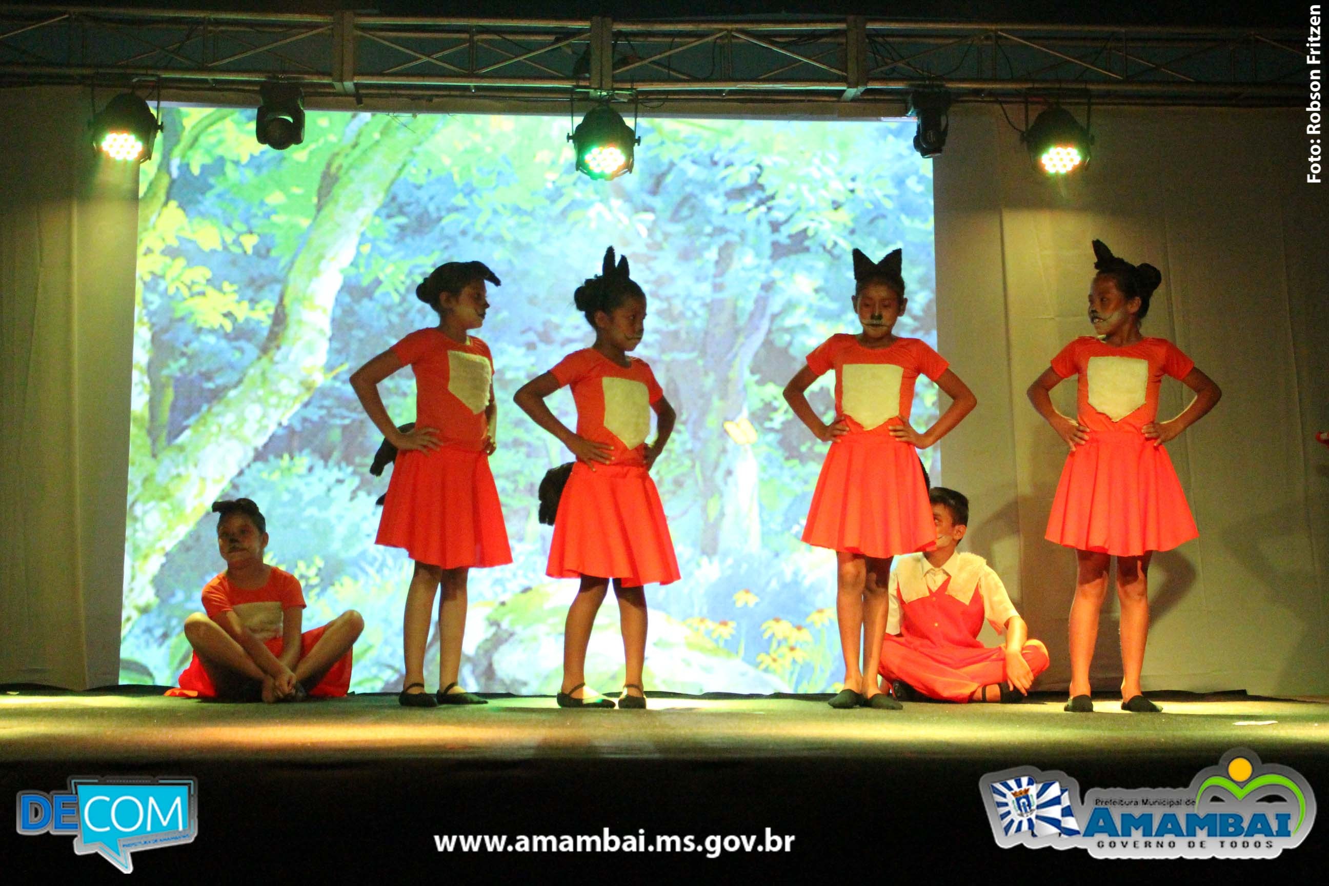 Dança e Teatro do Centro da Juventude apresentaram espetáculo O Pequeno Príncipe