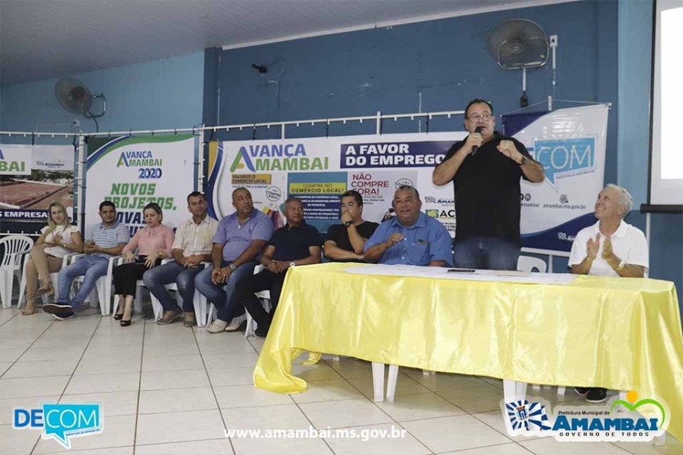 Administração municipal assinou ordem de serviço para drenagem e pavimentação asfáltica na vila Guape