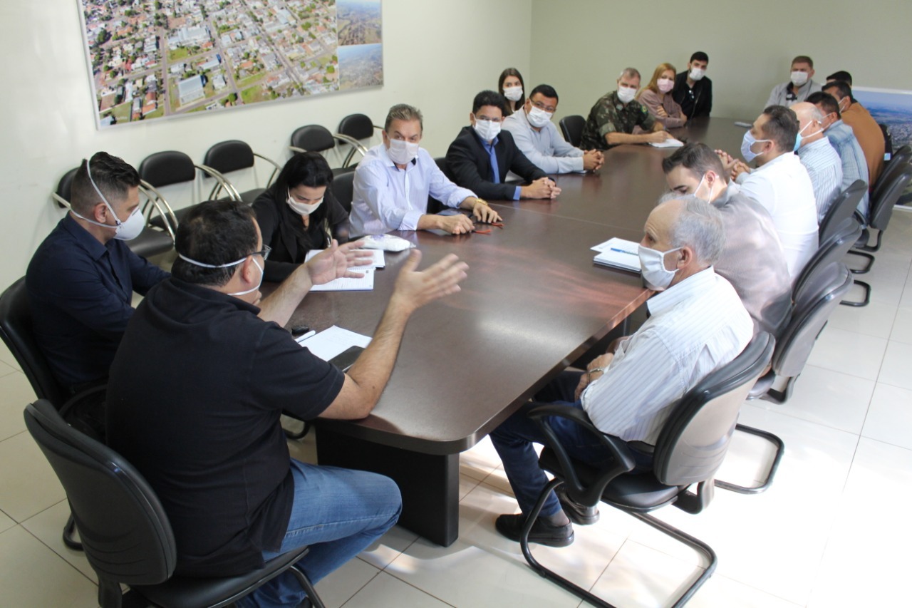 Comitê de Enfrentamento ao COVID-19 libera funcionamento de conveniências aos domingos e altera outras medidas preventivas