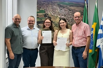 Prefeitura dá posse a duas concursadas nesta segunda-feira(1°)