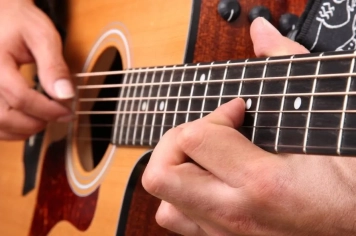 Associação Cultural Amambaiense abre matrículas para cursos de música, teatro e artes visuais