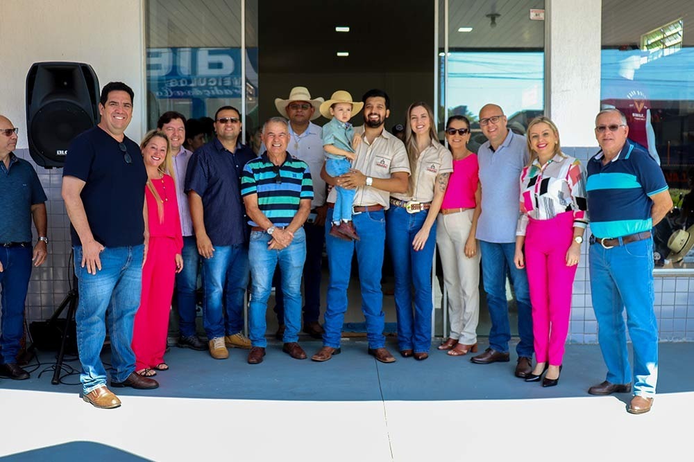 Sonho do casal Luan Timidati e Camila Perius, Galpão Agropecuária foi inaugurada nessa sexta (22) em Amambai