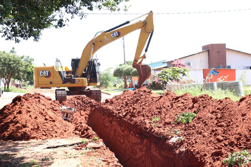 Maior frente de asfalto da história de Amambai está em execução