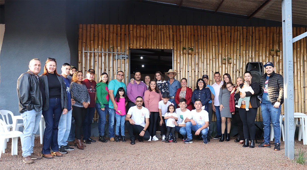 Filha e genro de Alaor Belarmino reinauguraram Pesque e Pague Paraíso em Amambai