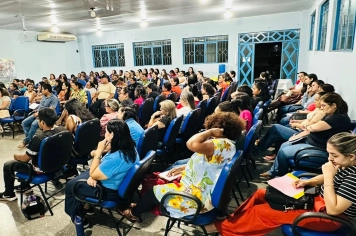 Educação Especial realiza 2º Encontro Formativo com profissionais de apoio da Rede Municipal