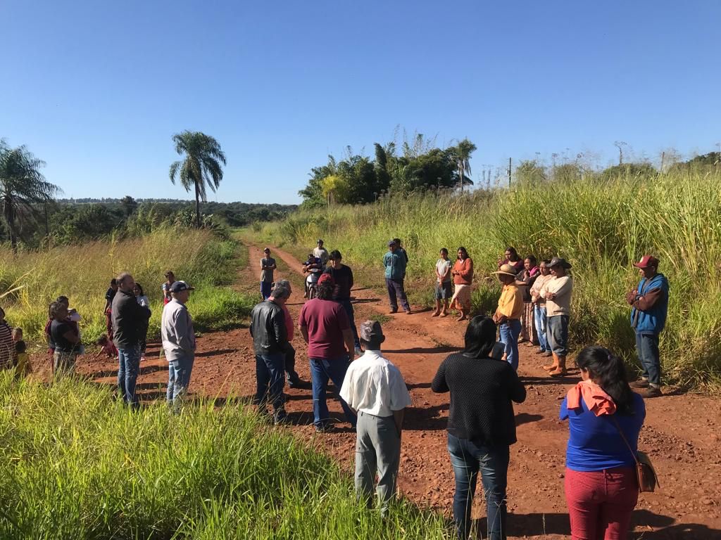 A pedido do prefeito Dr. Bandeira, Valter Brito, Tato Souza, secretários e lideranças indígenas visitam estradas que serão recuperadas