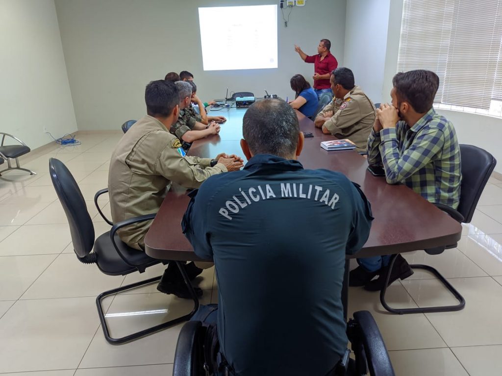 Comitê Municipal de Combate ao Aedes Aegypti se reúne em Amambai para discutir estratégias contra dengue e chikungunya