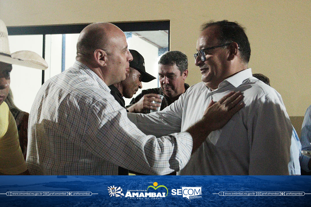 Em Amambai, IFMS, SEMED e SEDES certificam alunos dos cursos de Inglês, Vendedor e Operador de Computador