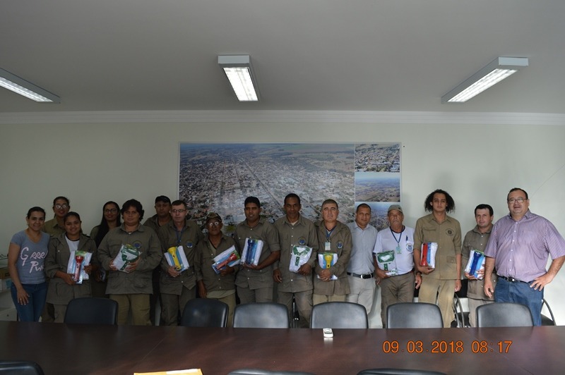 Agentes de Combate a Endemias recebem equipamentos de segurança