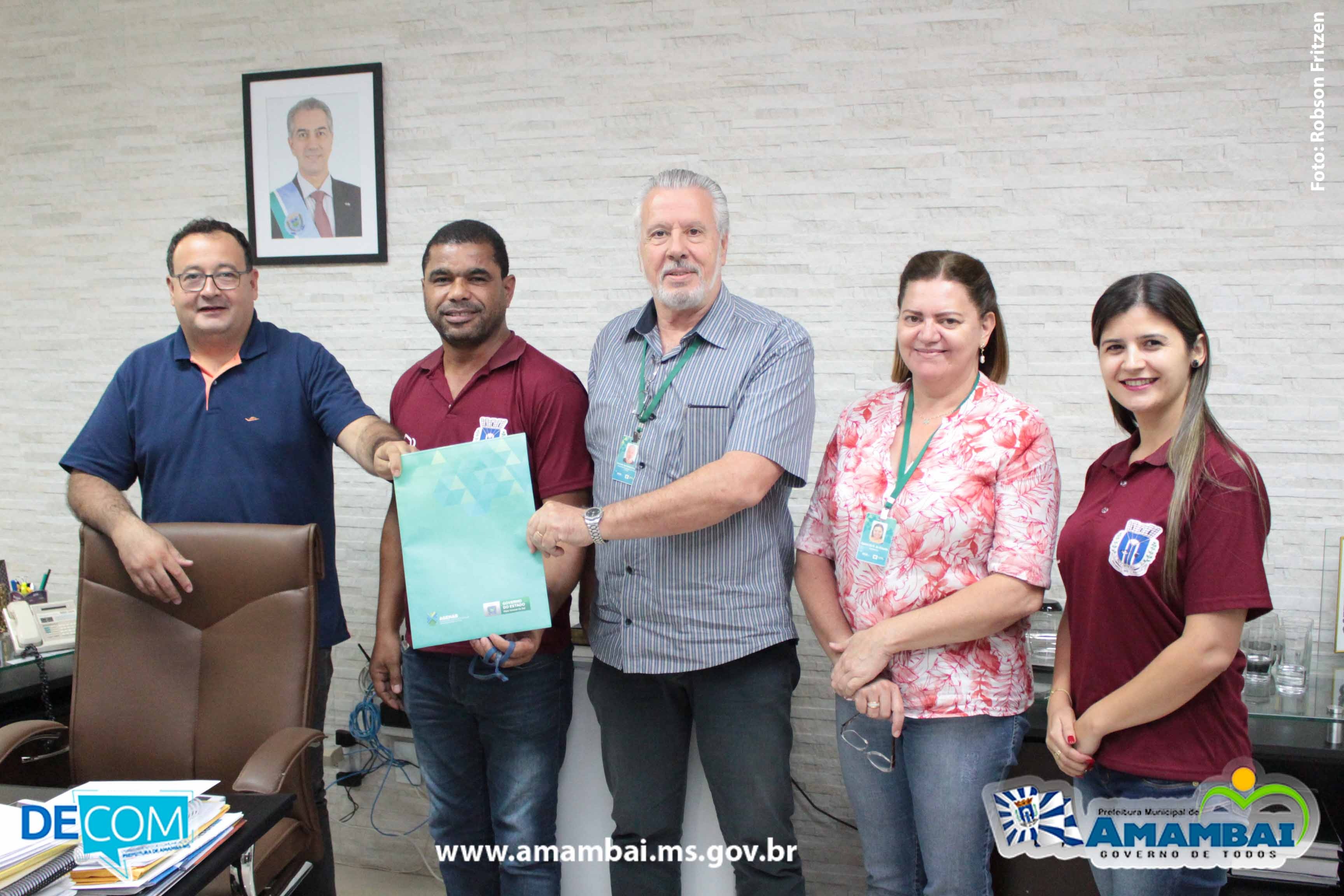 Governo e Prefeitura construirão mais 12 casas em Amambai