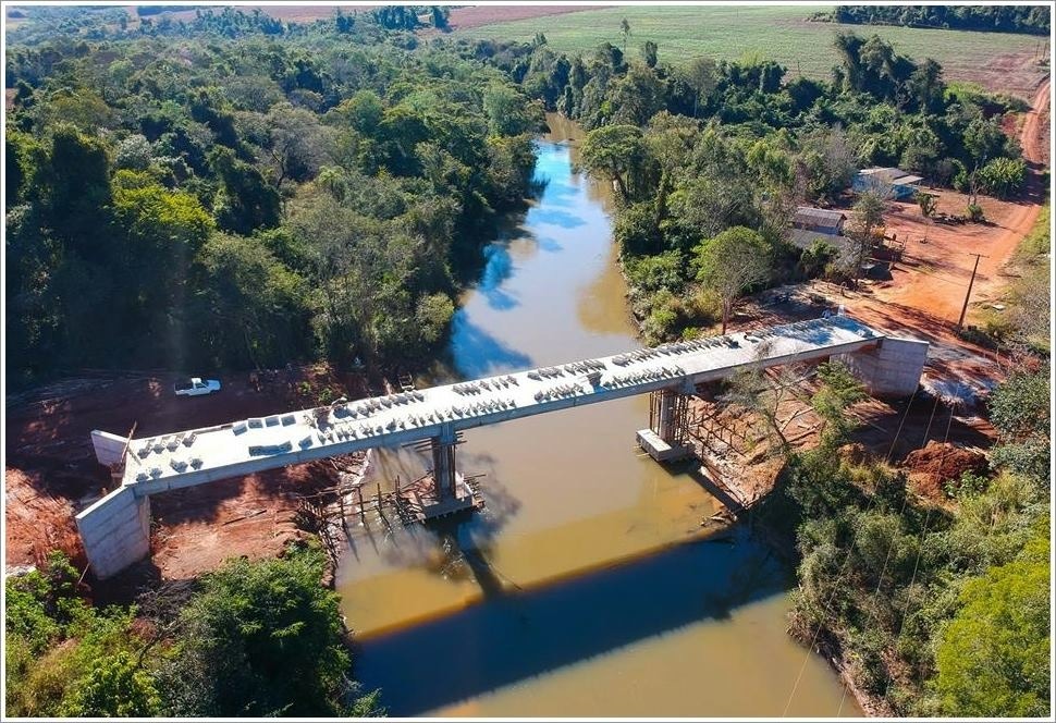 Imagem da Semana - Ponte sobre o Rio Amambai (Escola Agrícola)