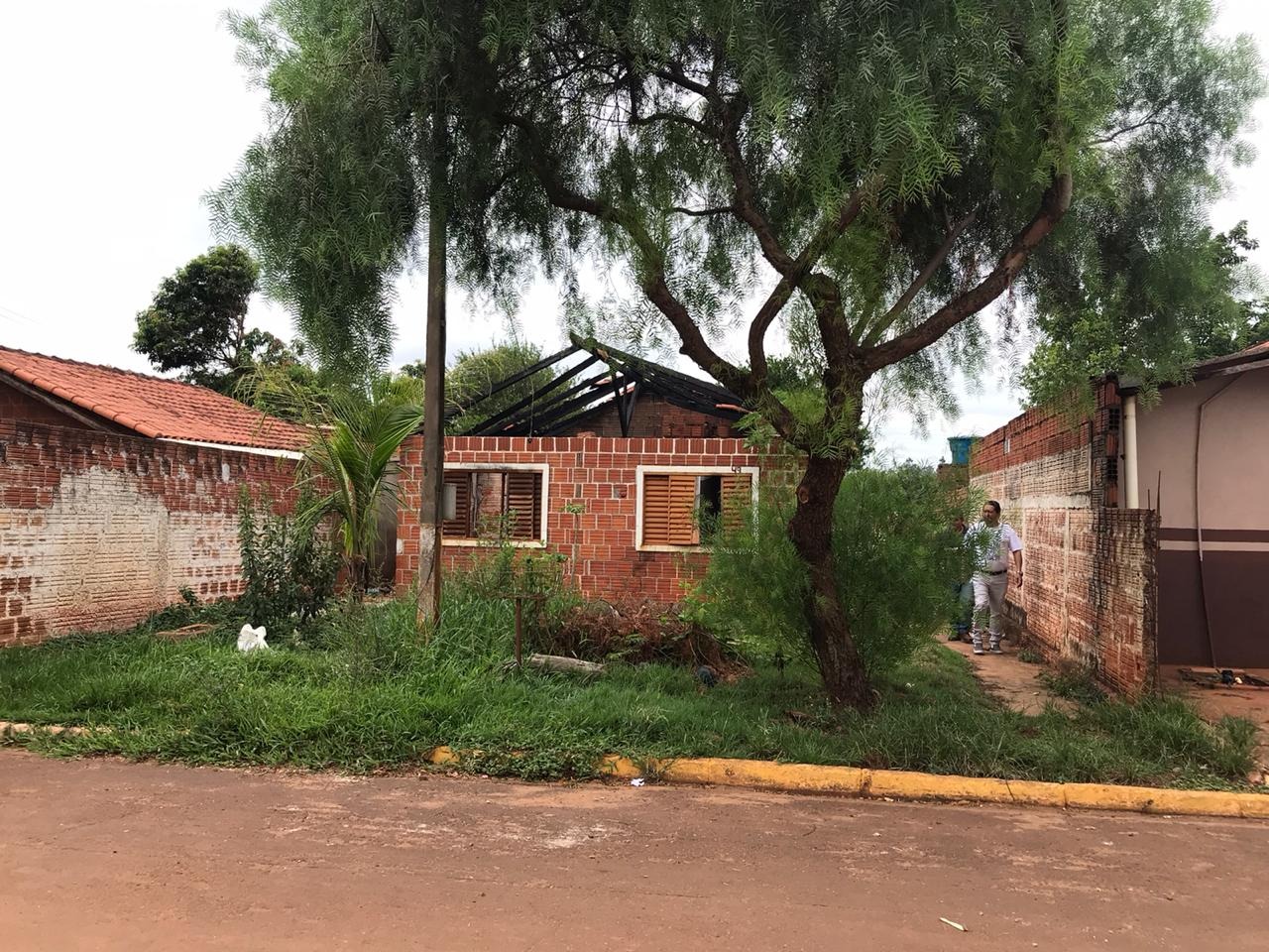 Prefeitura de Amambai e Governo do Estado dão início à construção de casas do projeto Moradia Precária