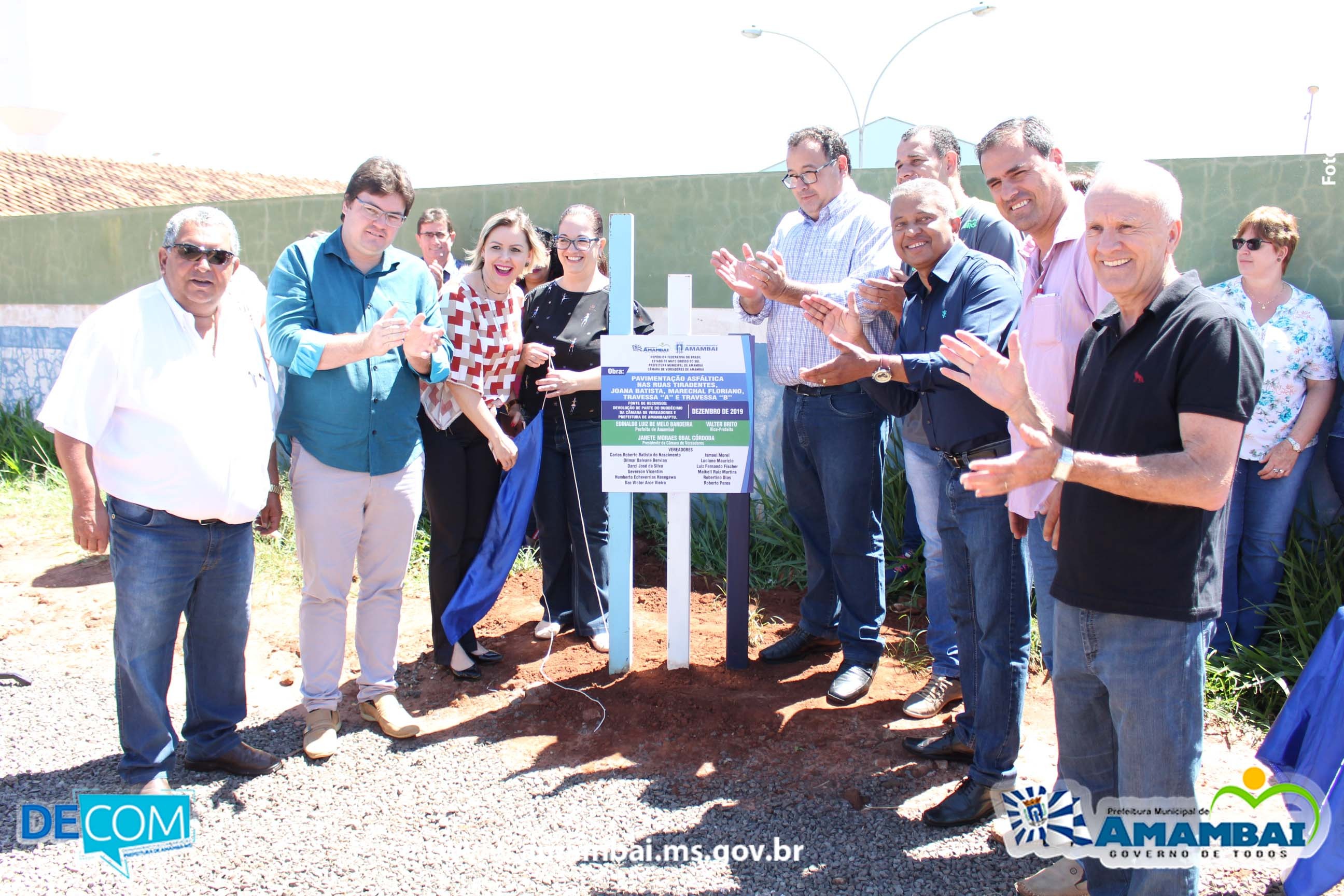 Prefeitura e Câmara inauguraram pavimentação asfáltica no entorno da escola Dom Aquino nesta sexta