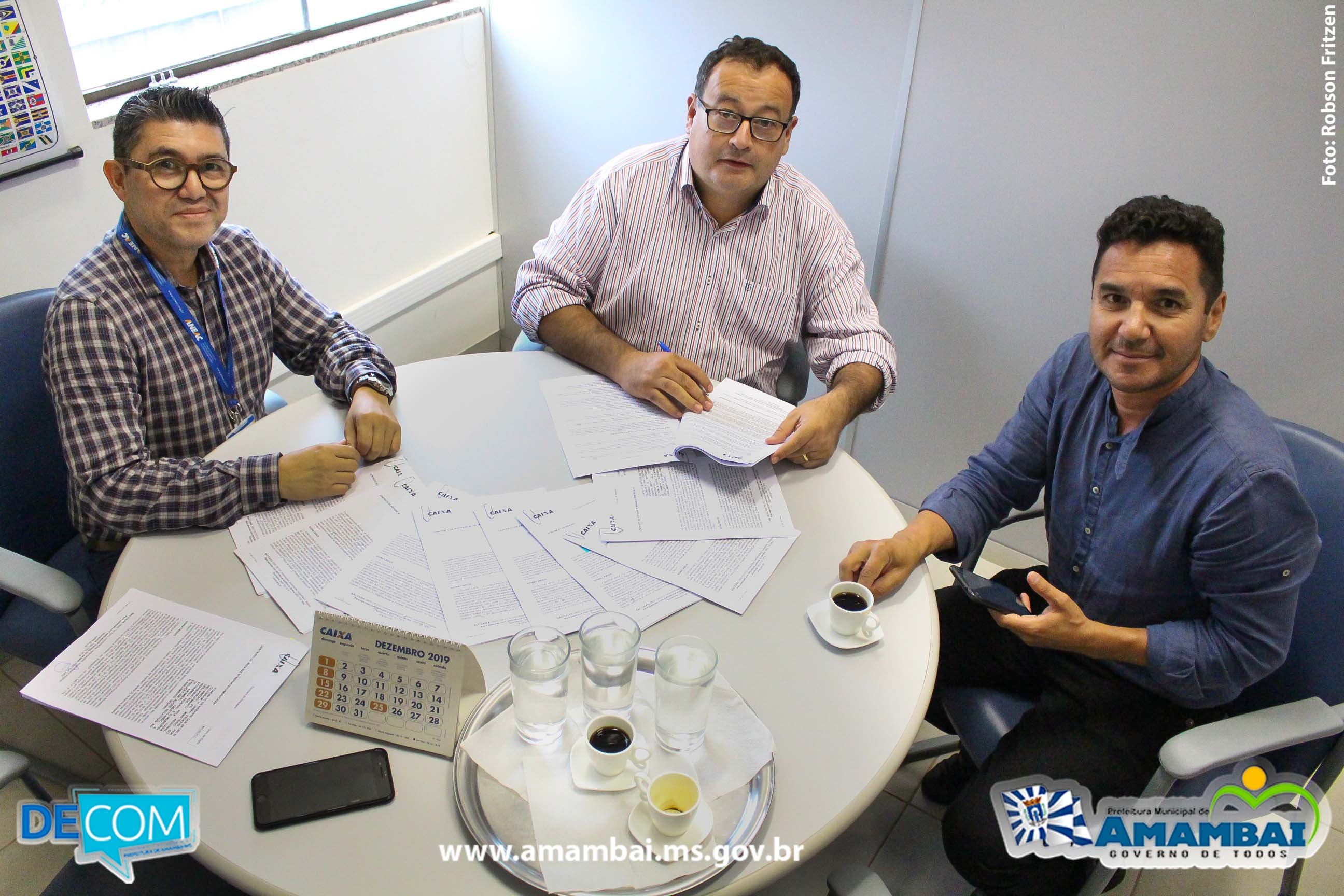 Prefeito Dr. Bandeira atinge recorde na contratação de asfalto