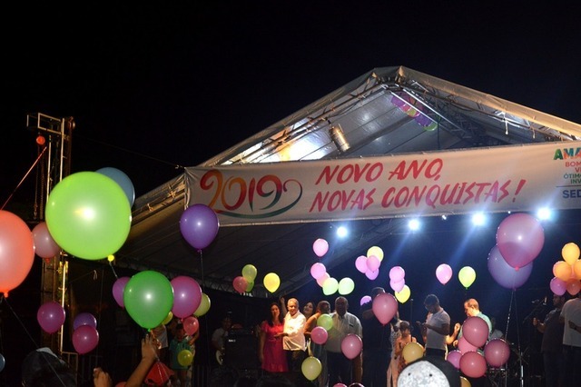 Balões com sementes serão soltos ao invés de fogos durante a Virada na Praça