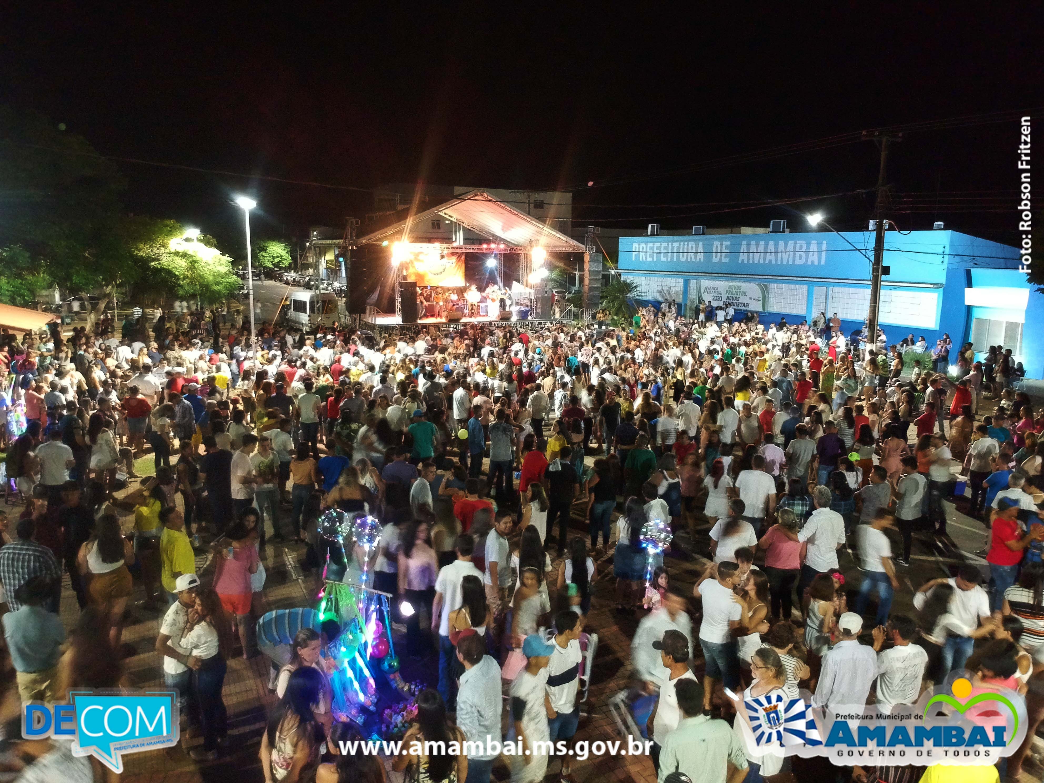 Virada na Praça reuniu munícipes para comemorar o Réveillon