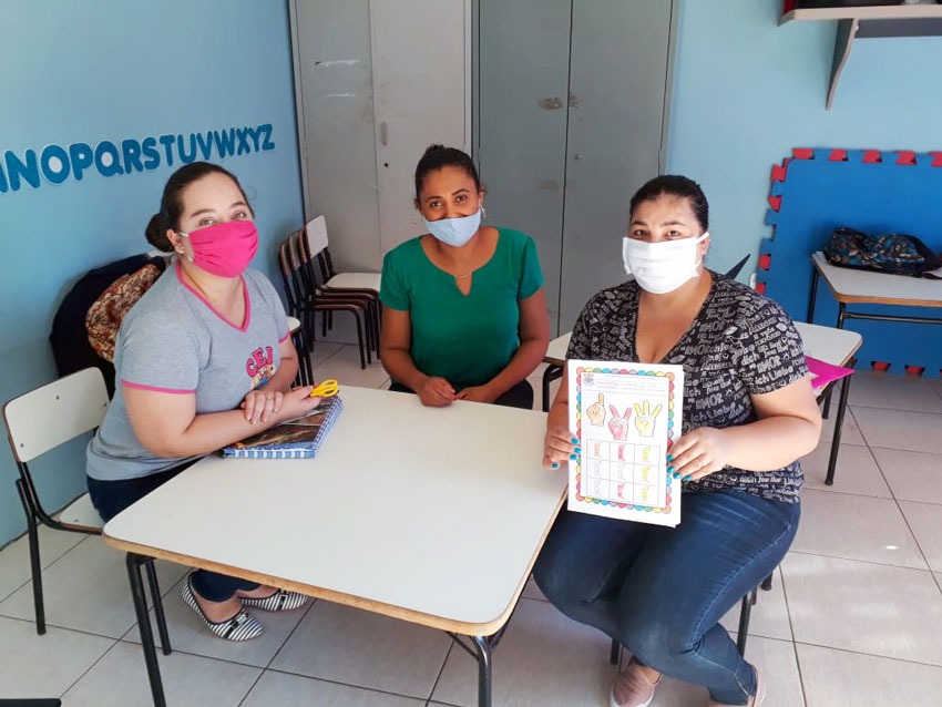 Escolas municipais se adequaram para dar continuidade ao ensino durante a pandemia; confira fotos dos trabalhos:
