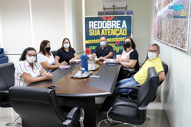 Dr. Bandeira se reúne com diretoria do SIMTED para ouvir demandas relativas ao ano letivo de 2021