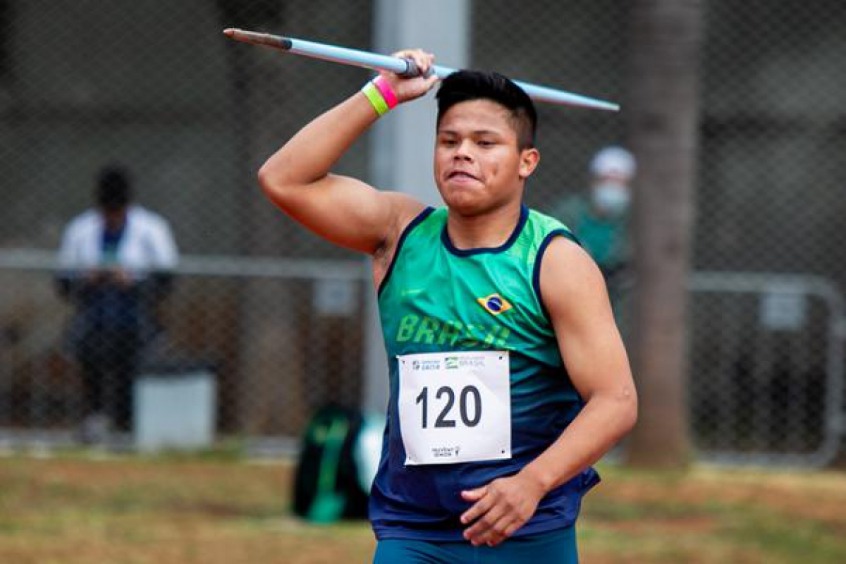 Amambaiense Yuri Benites fatura medalha de bronze no dardo no Sul-Americano Sub-18 de Atletismo