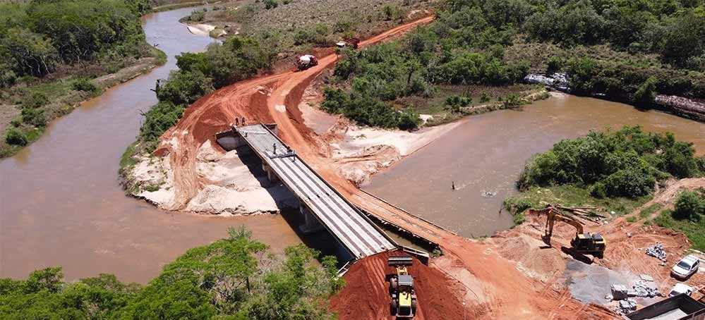 Prefeitura de Amambai inaugura ponte de concreto sobre o Rio Moroti na quinta