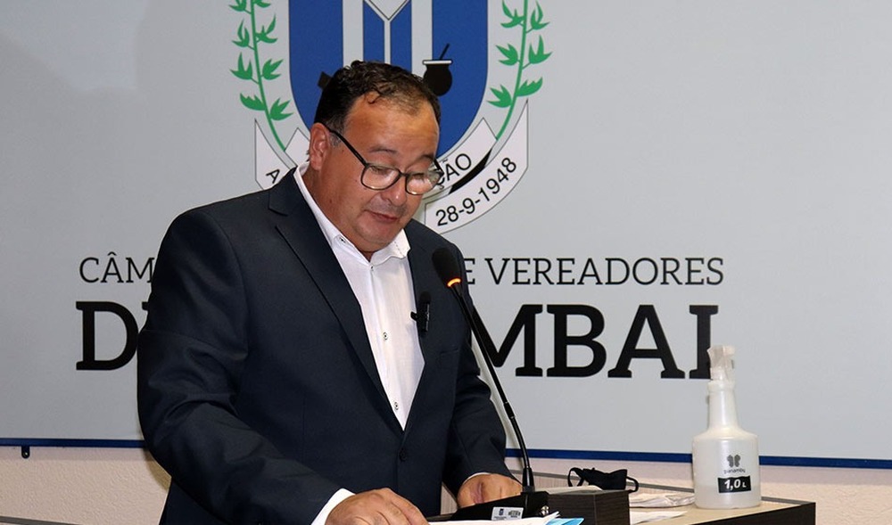 Prefeito Bandeira prestigia início dos trabalhos do Legislativo