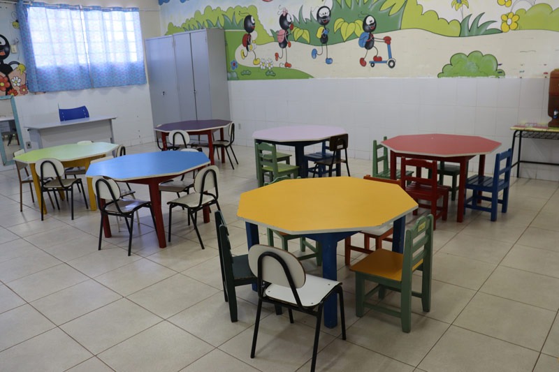 Mais de 6 mil alunos retornam para as salas de aula em Amambai na segunda-feira, dia 14