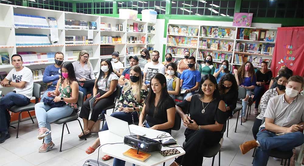 IFMS realizou aula inaugural do curso de inglês semipresencial para os estudantes de Amambai