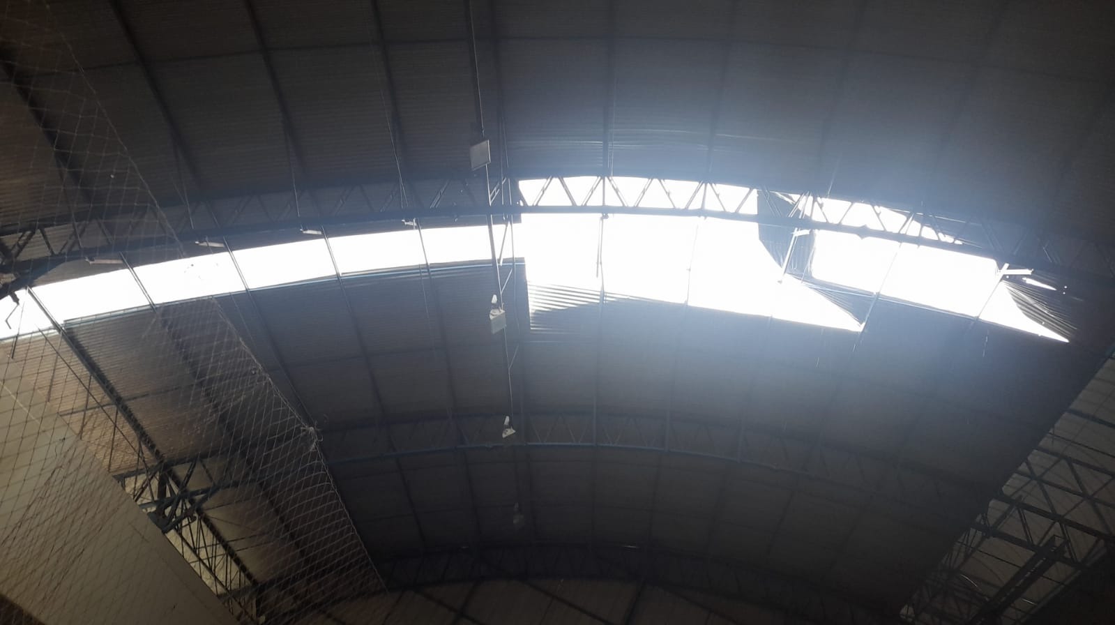 Ginásio de Esportes sofre danos com o temporal e torna inviável evento de abertura da 1ª Copa Cidade de Futsal