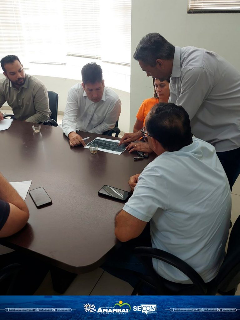 Prefeito de Amambai recebe representantes do Estado para discutir instalação de Aeroporto