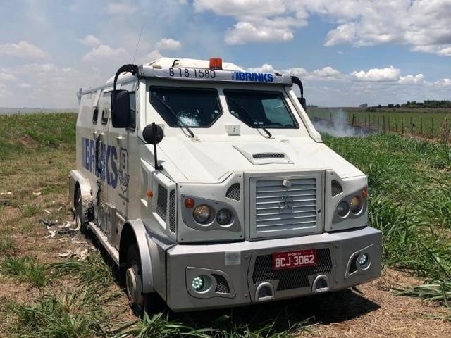 Prefeito de Amambai Dr. Bandeira fará homenagem às forças de segurança que atuaram na operação de furto do carro-forte