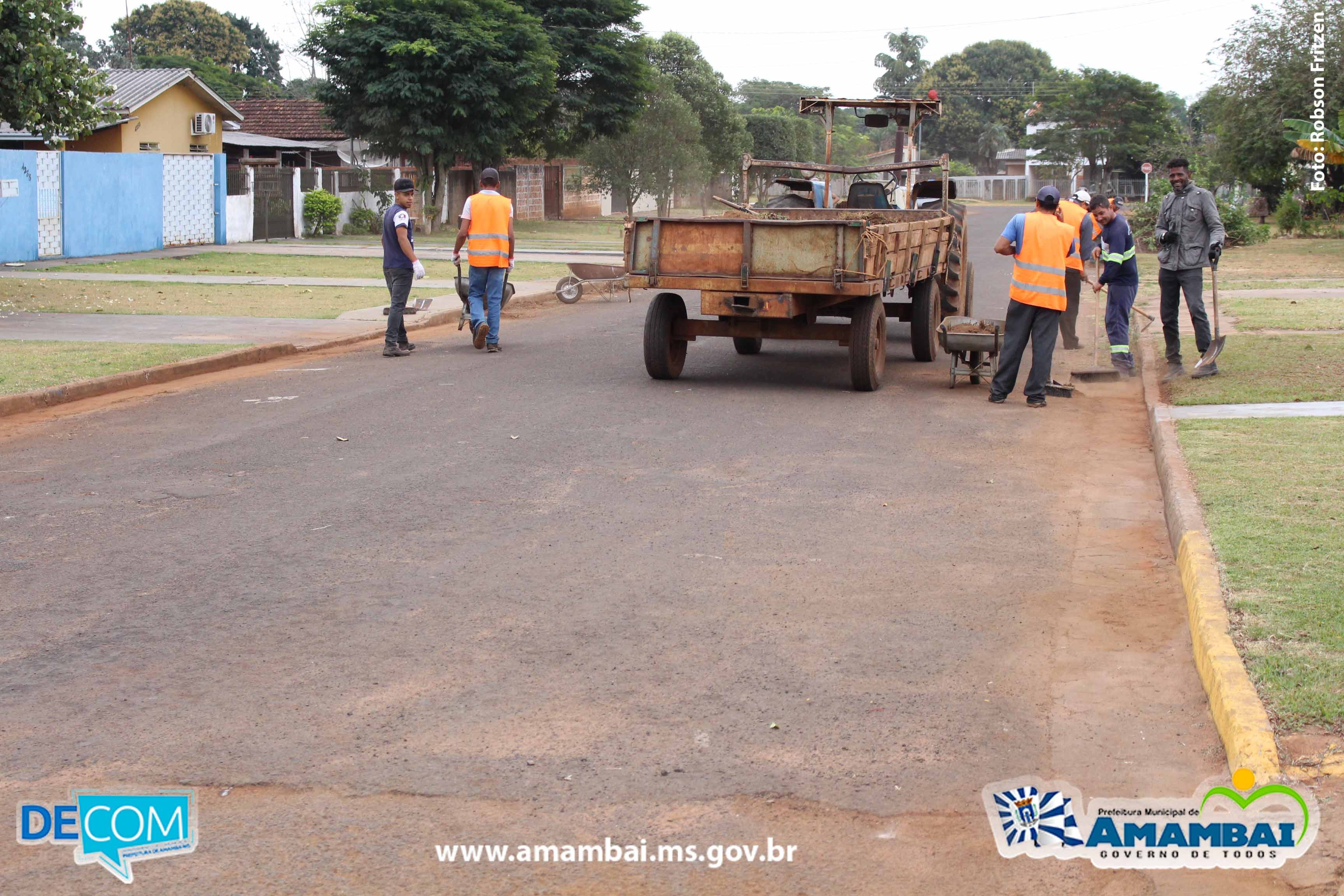 Serviços Urbanos intensifica limpeza em avenidas e ruas