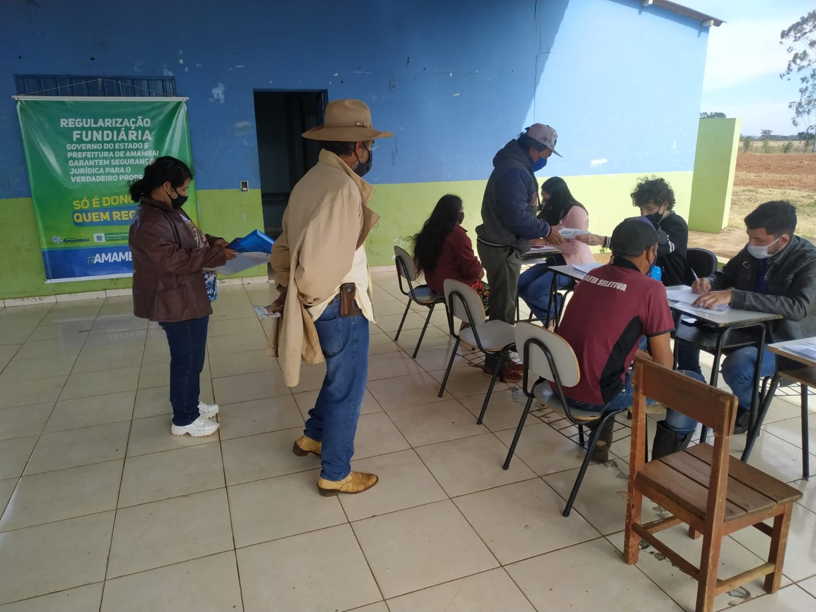 Equipe da Secretaria da Cidade está atendendo vila Nossa Senhora Aparecida e avança na Regularização Fundiária do município