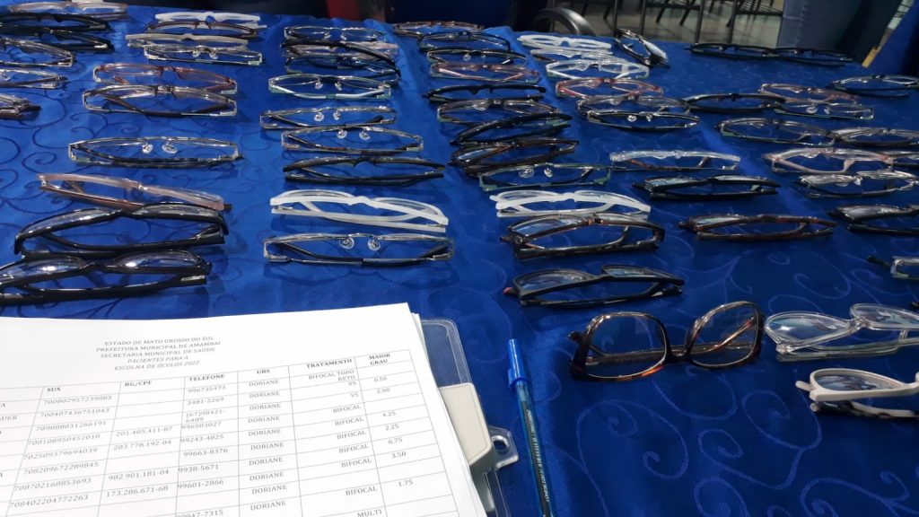 Mais 338 amambaienses receberão óculos gratuitos; Escolha das armações aconteceu nos dias 26 e 27 de outubro