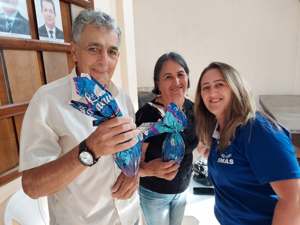 Prefeitura distribui Ovos de Páscoa para os participantes do Serviço de Convivência e Fortalecimento de Vínculos de Idosos
