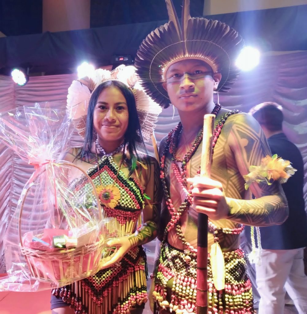 Nubiely Nelson Vasques e Brendo Franco ganham concurso de Miss e Mister Indígena na Aldeia Amambai