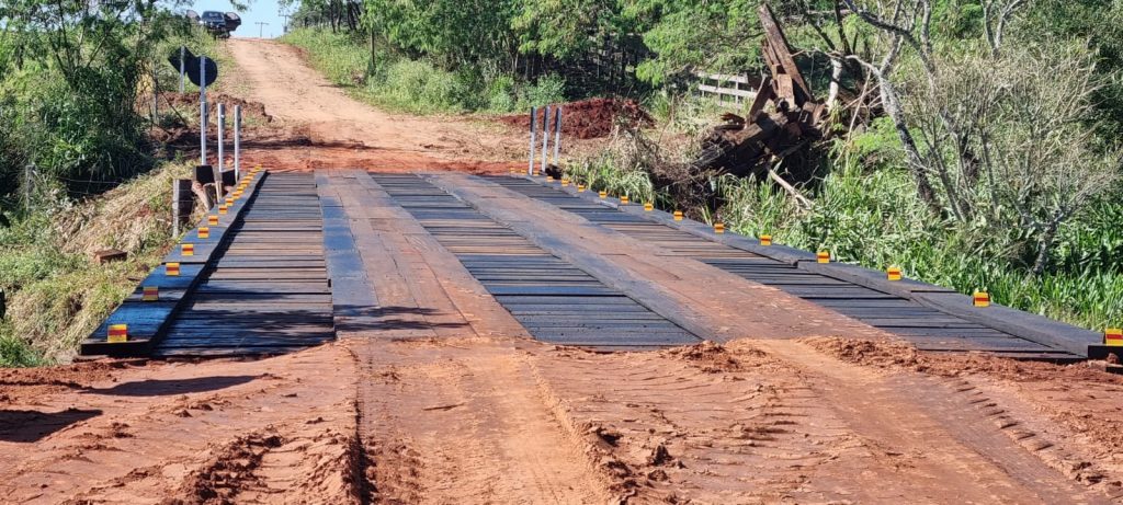 Prefeitura de Amambai conclui construção de ponte em estrada vicinal sobre córrego Panduí
