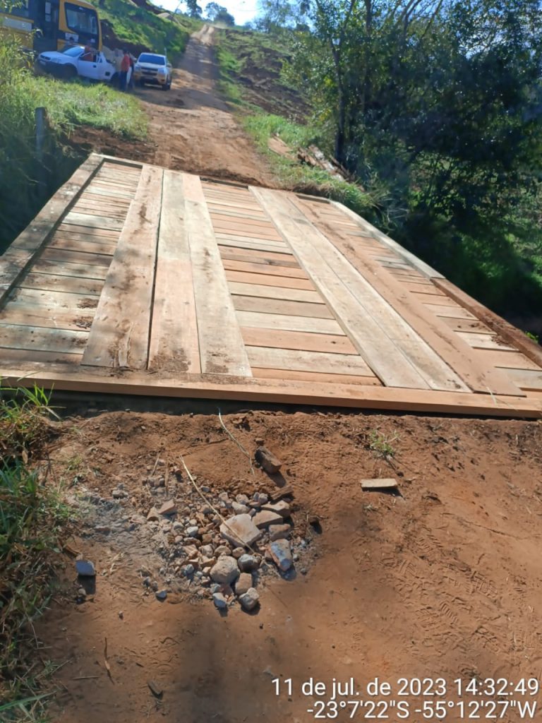 Prefeitura informa que ponte da estrada Boiadeira já está liberada