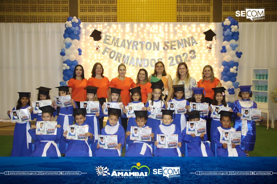 Com muita emoção, alunos da Escola Municipal Ayrton Senna se formam no Pré