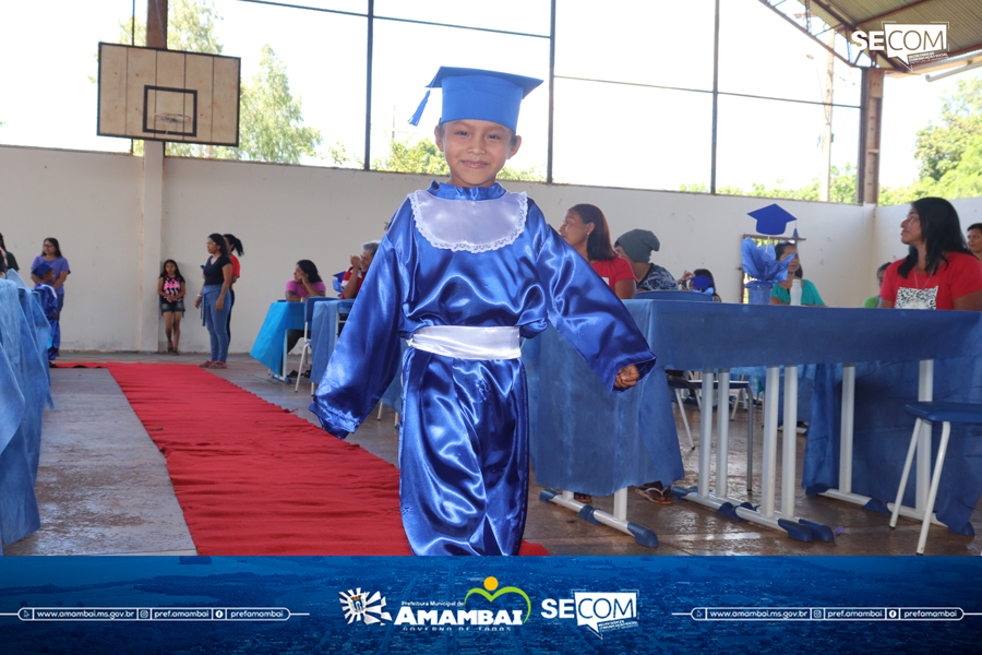 Escolas Municipais Guarani e Ypiendy celebram formatura do Pré II em cerimônia emocionante