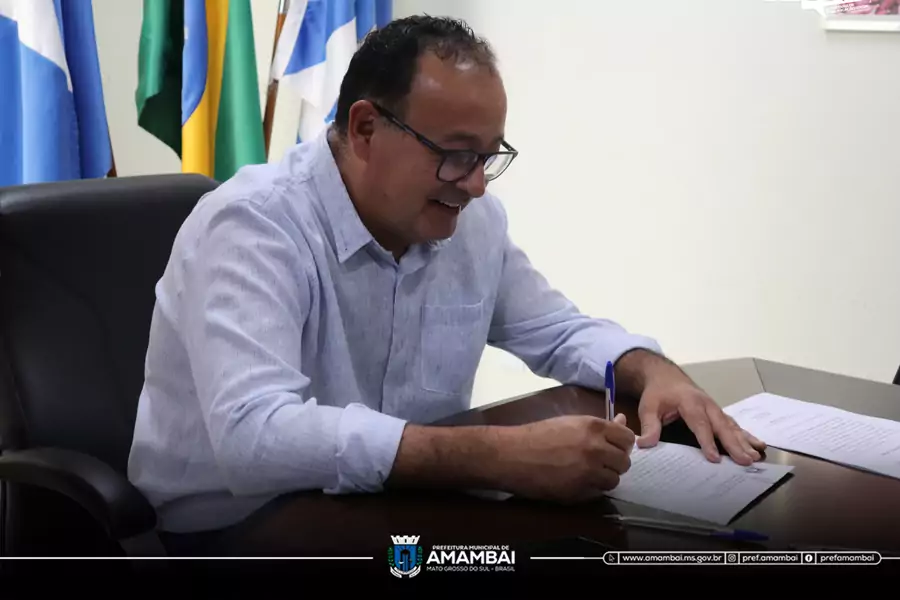 Prefeitura de Amambai empossa candidatos aprovados no Concurso Público para atuarem na educação municipal